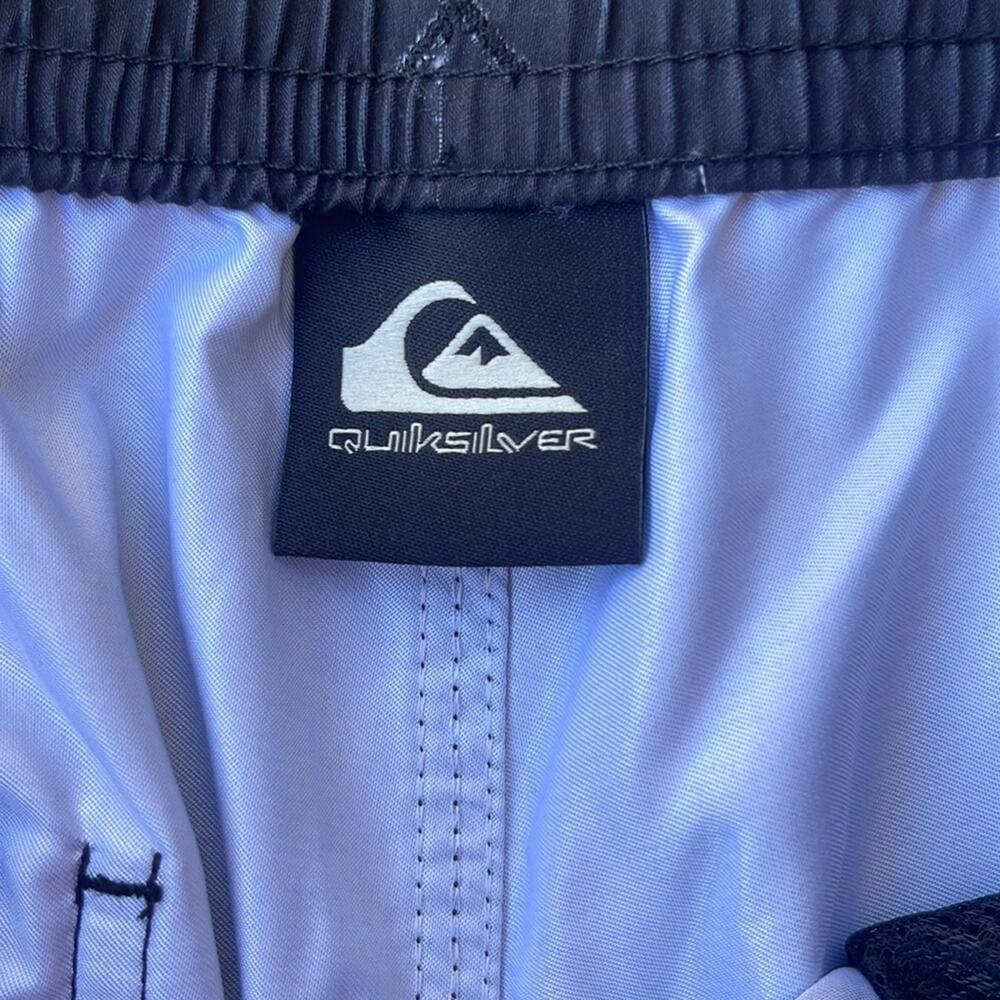 Quiksilver pink & black swim trunks size medium (31) NEW - Picture 3 of 10
